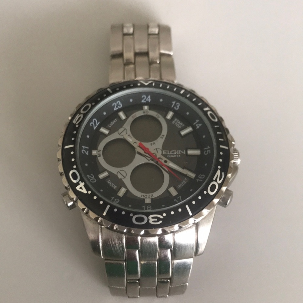 Elgin Quartz Watch Mens Big Face SR626SW Silver Chronograph